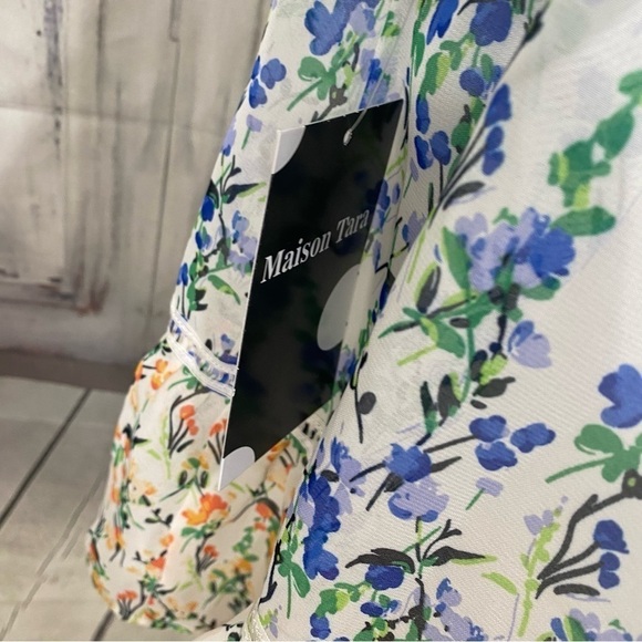 Maison Tara Size 4 V Neck Floral Print Cottagecore Dress Bell Sleeve Babydoll - Picture 8 of 10